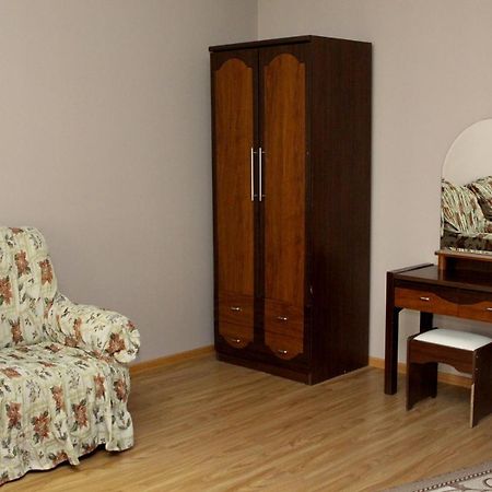 Golden Apricot Bed & Breakfast Ghiumri Exterior foto