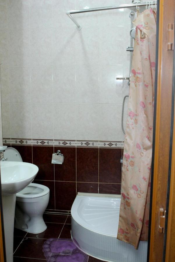 Golden Apricot Bed & Breakfast Ghiumri Exterior foto