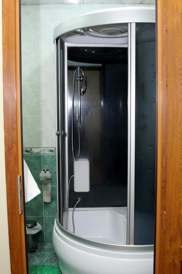 Golden Apricot Bed & Breakfast Ghiumri Exterior foto