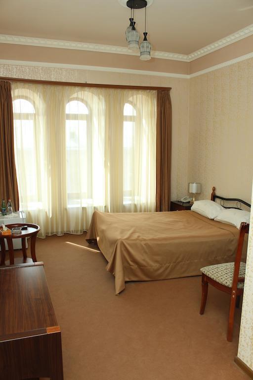 Golden Apricot Bed & Breakfast Ghiumri Cameră foto