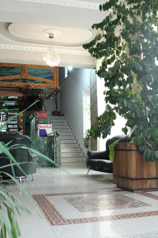 Golden Apricot Bed & Breakfast Ghiumri Exterior foto